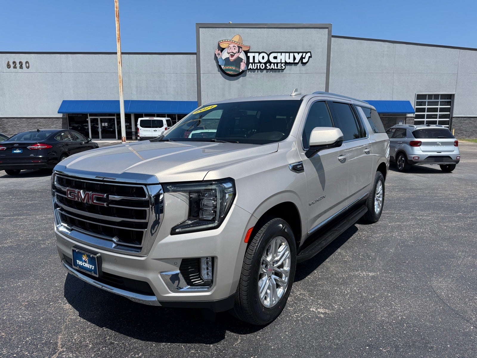 gmc yukon xl 2021 1GKS1GKD4MR452859 image gmc yukon xl 2021 1GKS1GKD4MR452859 image